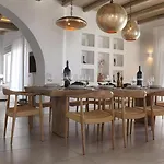 Gorgeous Mykonos 12 Bedrooms Nova Light Private Pool * Mykonos Town